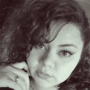 Meet your Posher, Sarahi